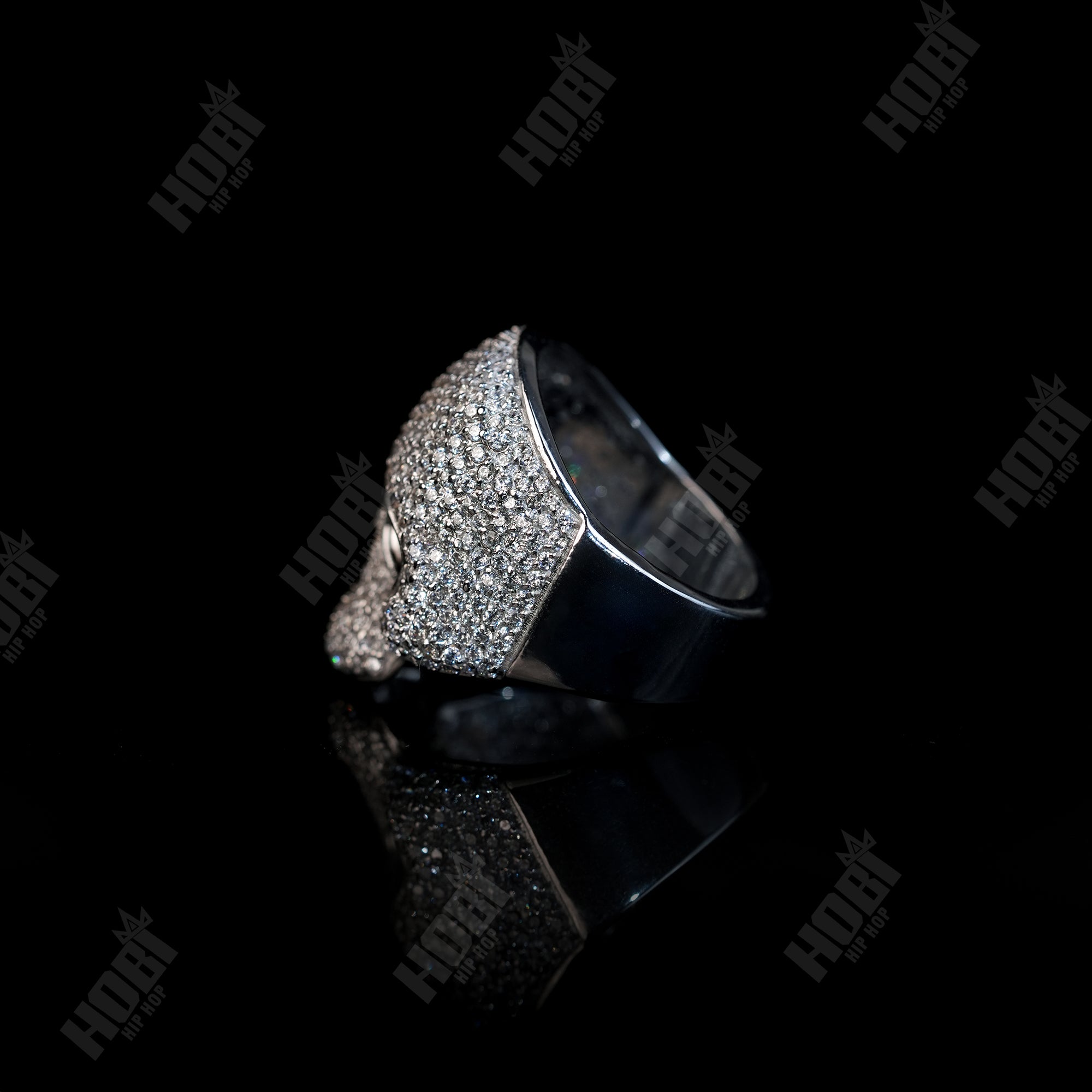 Statement Full-Bling Skull Head Ring
