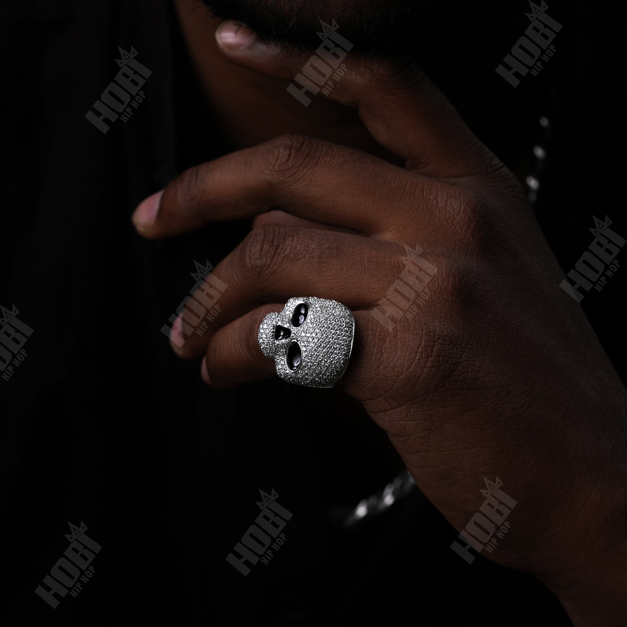 Statement Full-Bling Skull Head Ring